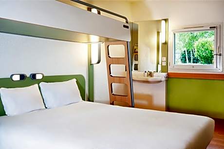 Triple Room with One Double Bed and One Bunk Bed