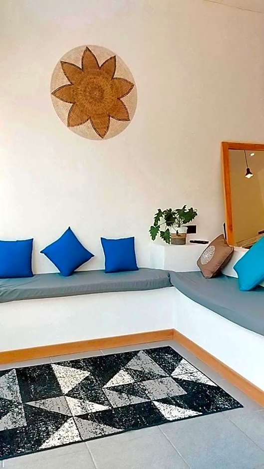 Villa Green House A tropical central 2-BR villa