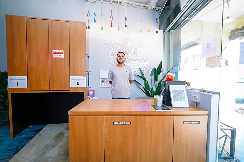 Swing & Pillows @ Beach Street