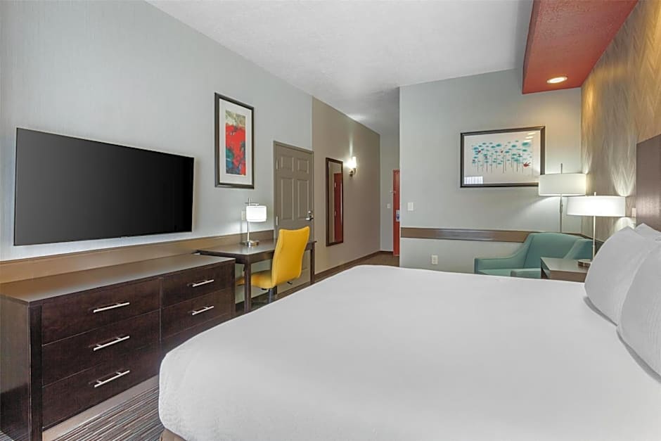 Best Western Plus Gallup Inn & Suites