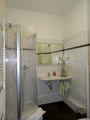 Single Room with Shower