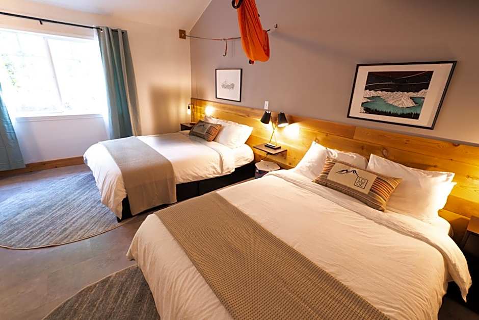 Summit View Inn