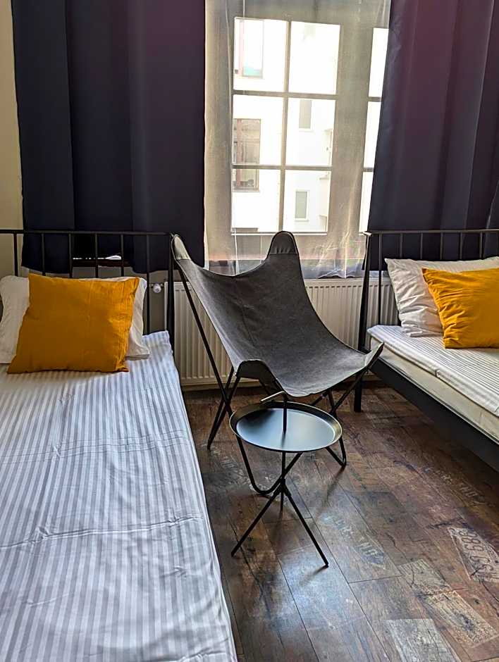 RYNEK 30 Hostel