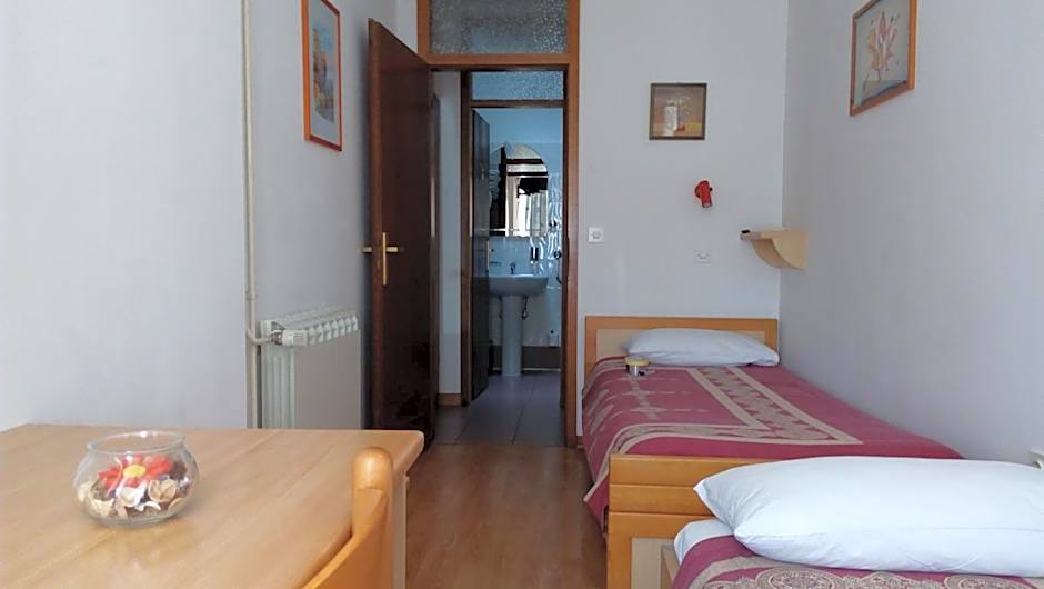 Accomodation Pertout