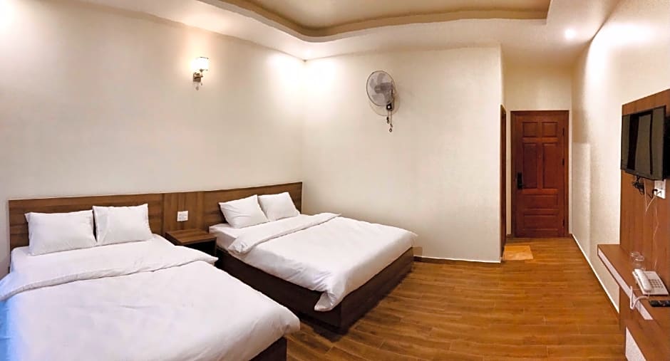 Cozy Hotel – Dalat, KS