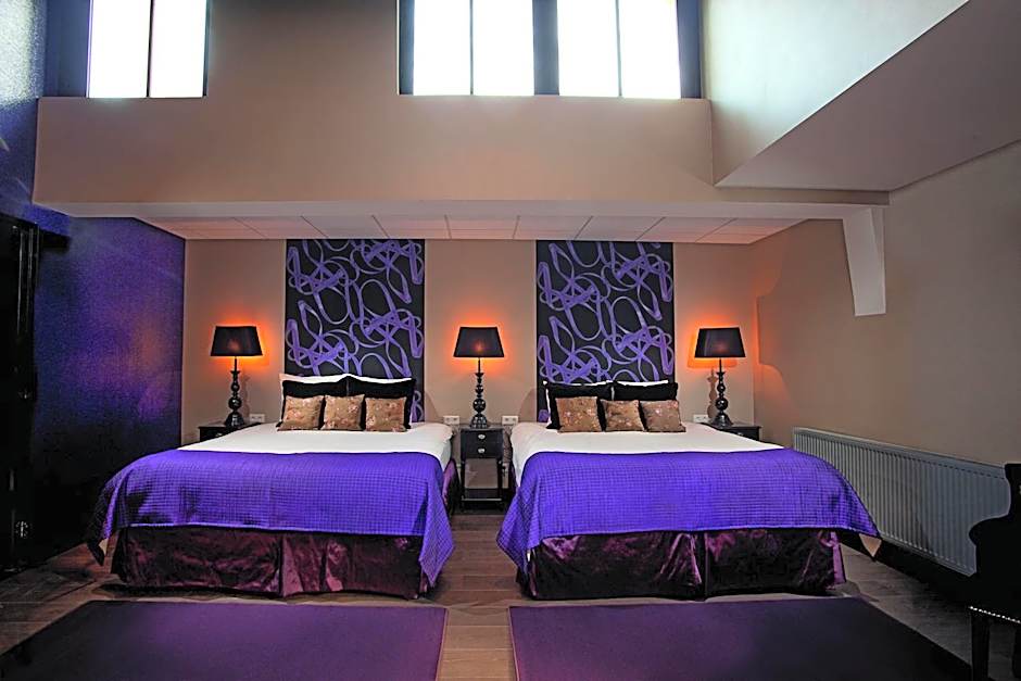 Hotel Sebastians