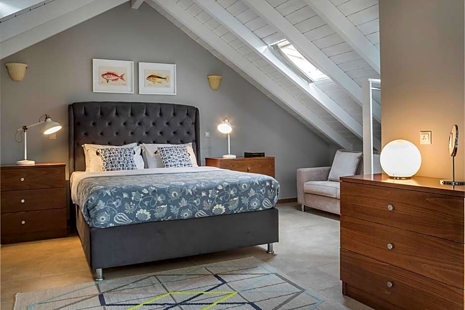 Balhambra Suites - Adults Only