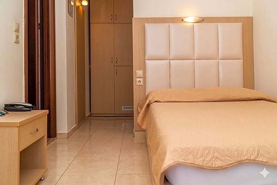 Hotel Avra