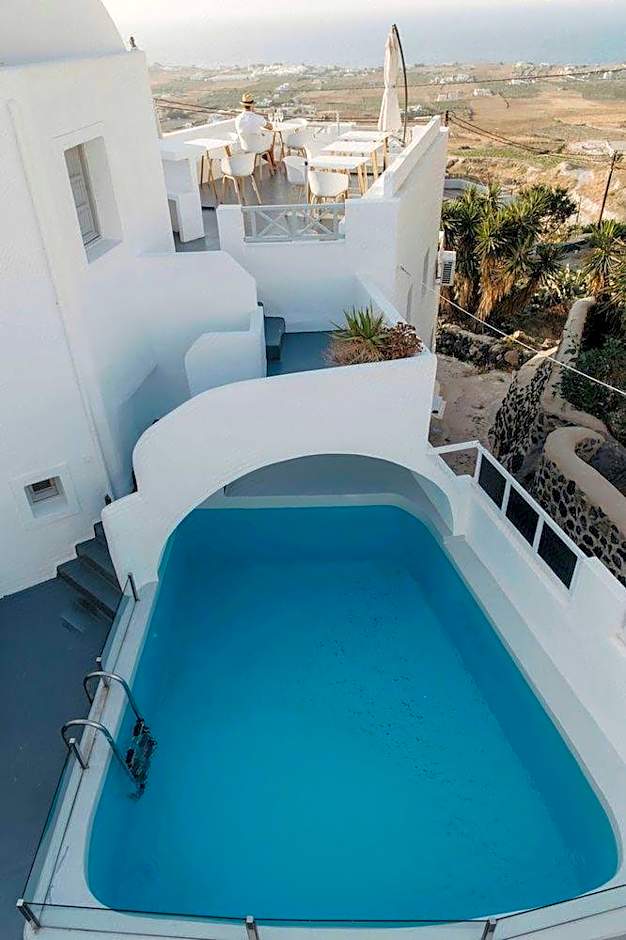Georgis Apartments