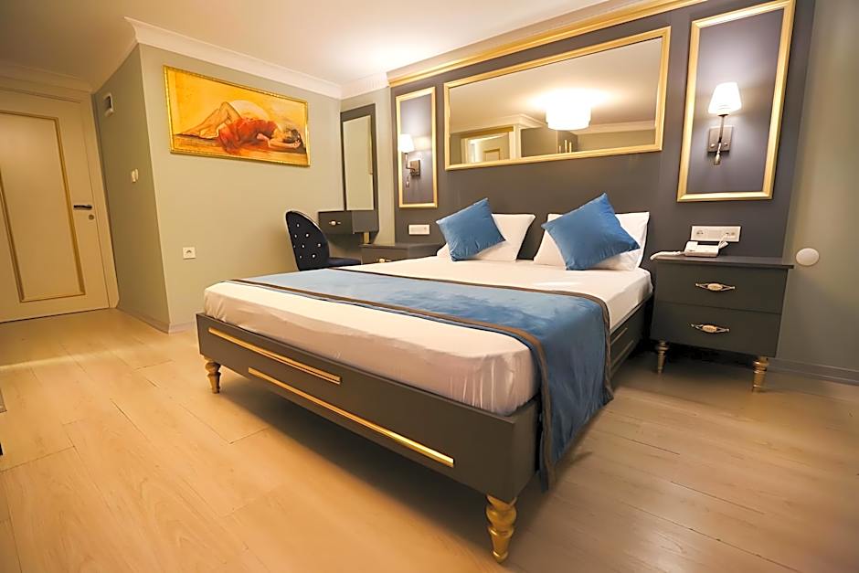 Grand moon hotel suites 