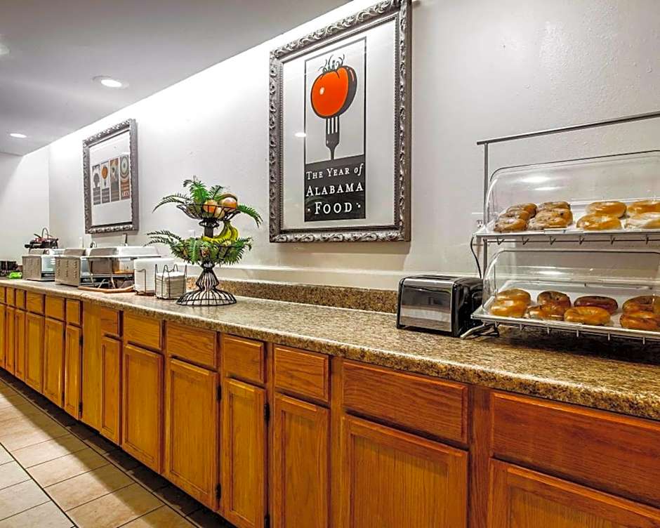 Ramada by Wyndham Birmingham Airport