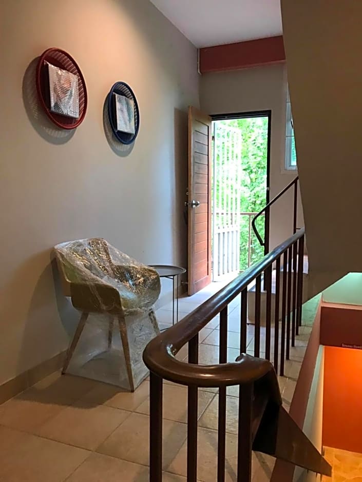 A title Guestel jomtien