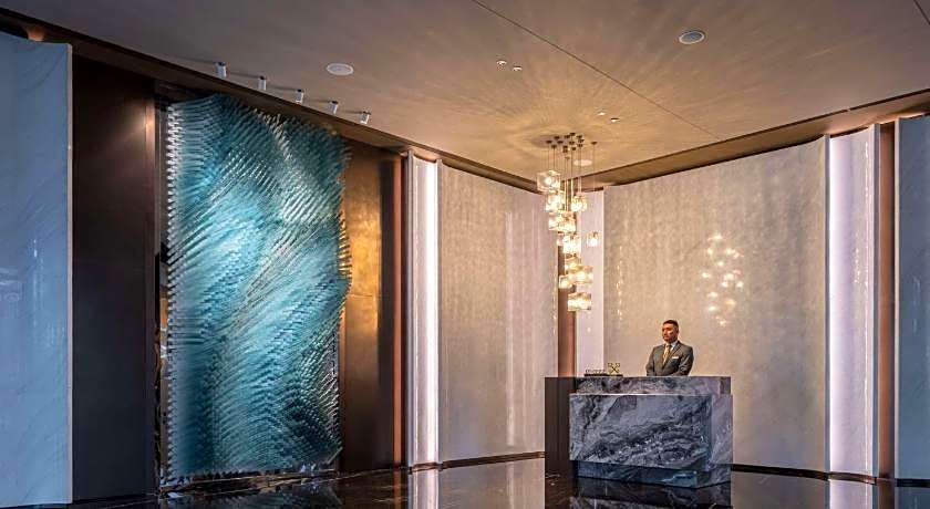 Hilton Shenzhen World Exhibition & Convention Center （Qianhai Snow World）