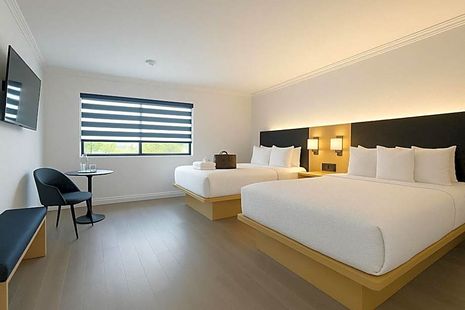 The Live Hotel