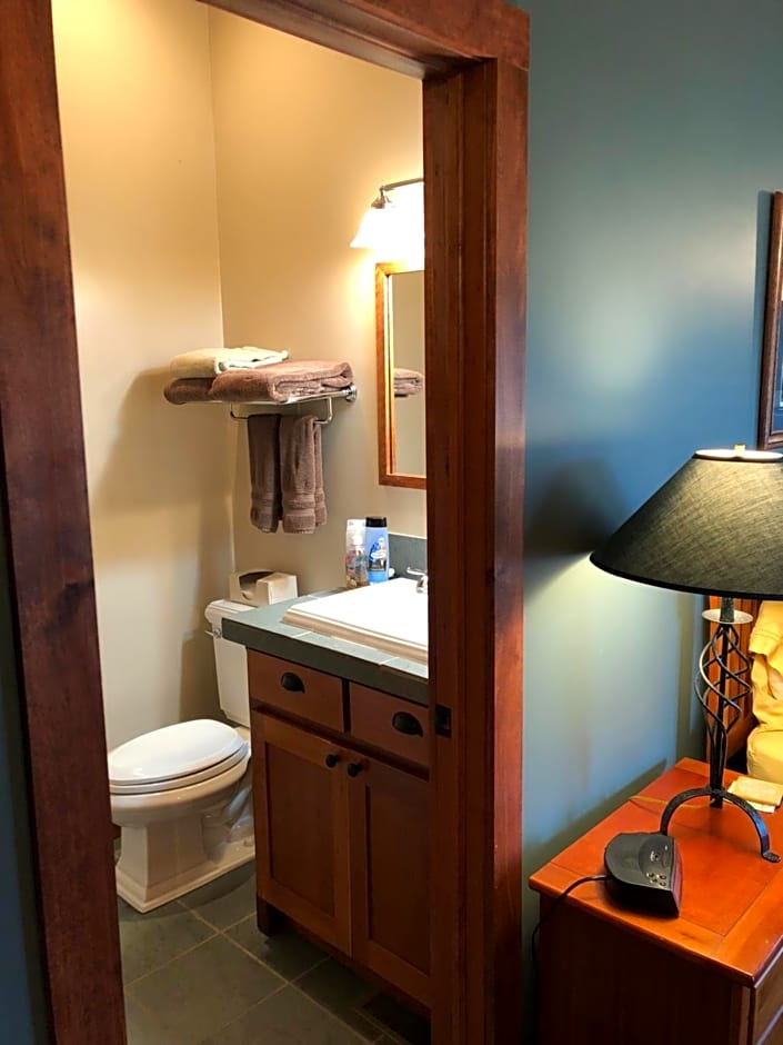 Comstock Premier Lodge LLC