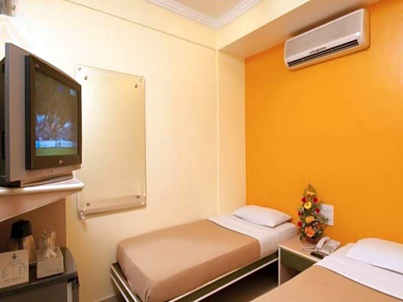 Hotel City Palace- Mumbai