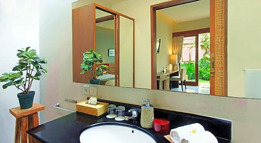Uma Karan Hotel