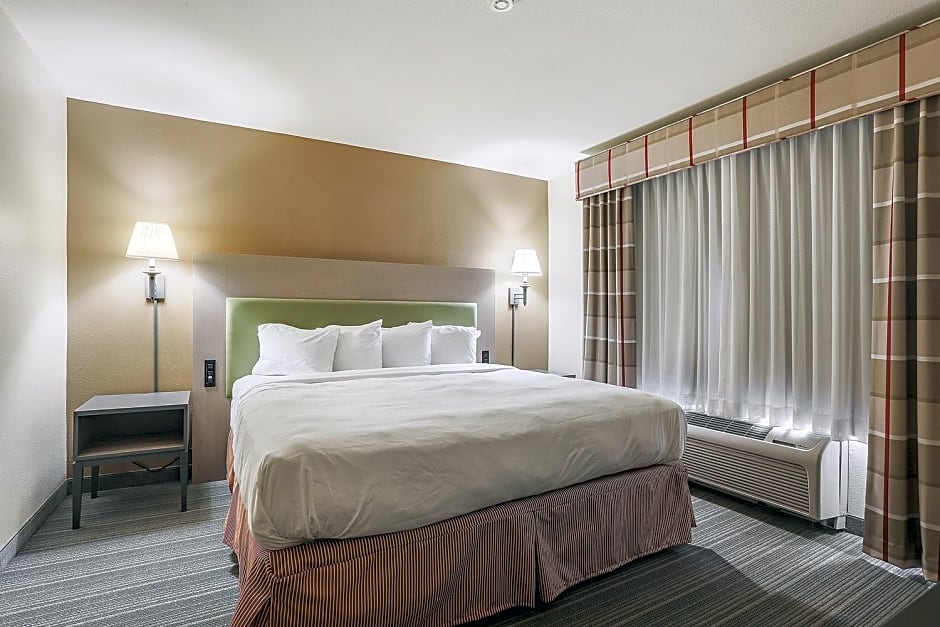 Country Inn & Suites by Radisson, Green Bay, WI