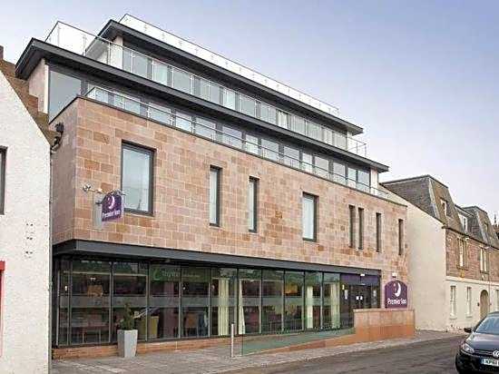 Premier Inn Inverness Centre - River Ness