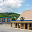 Days Inn by Wyndham Staunton South