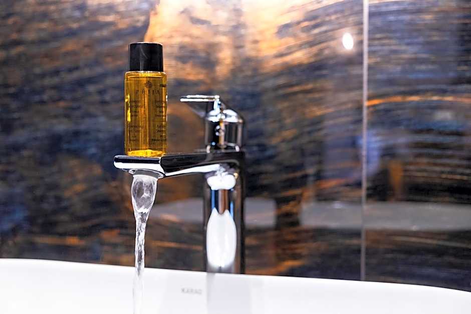 FLOARA DI MUNTE Forest Luxury Suites