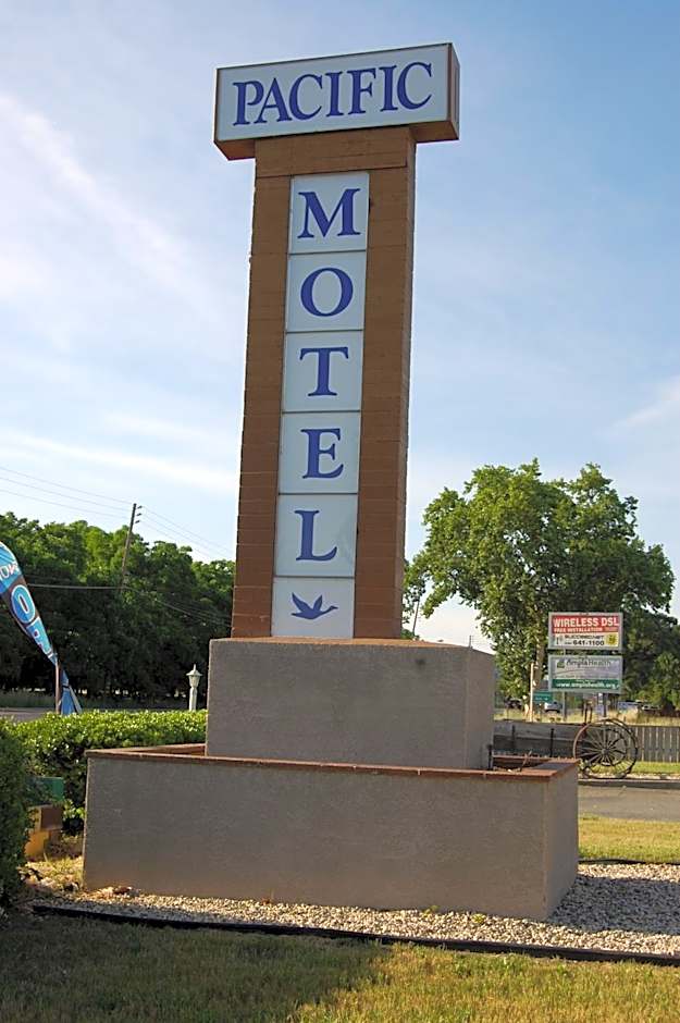 Pacific Motel