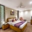 Hotel Emperor Palms