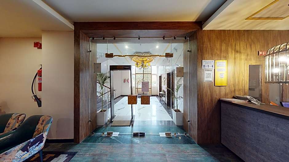 Evora – New Delhi, NY