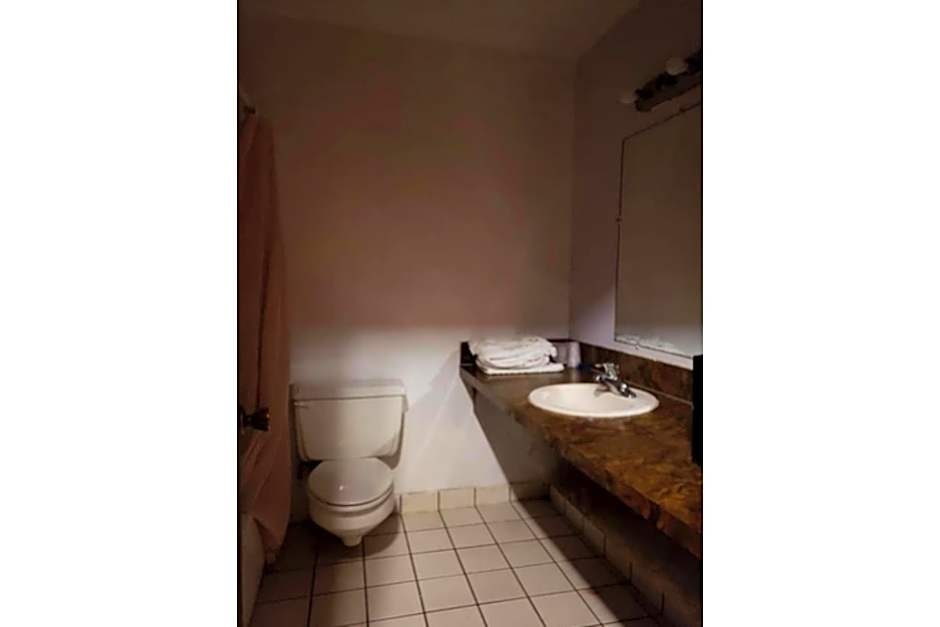 Best Value Inn by OYO Portland OR South East