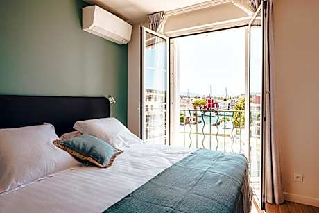 Comfort One-Bedroom Apartment with Balcony