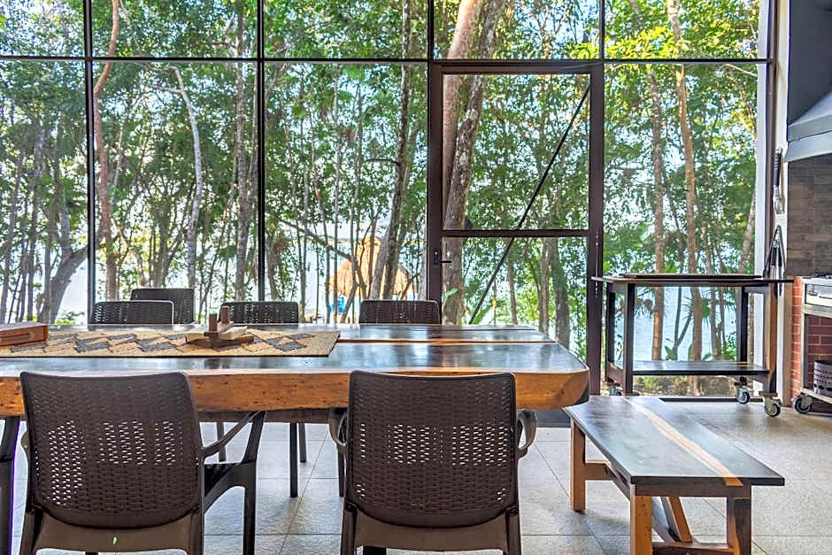 Casa Relaxo Villa en la Laguna con Muelle Privado