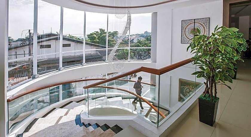 The Azana Hotel Airport Semarang