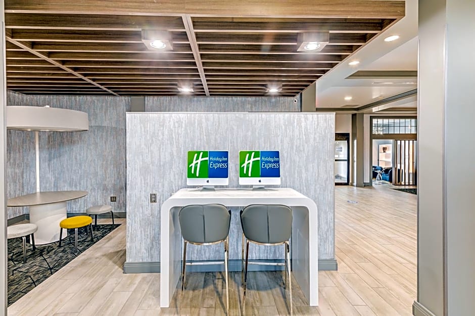 Holiday Inn Express Hotel & Suites Columbus OSU-Medical Center By IHG
