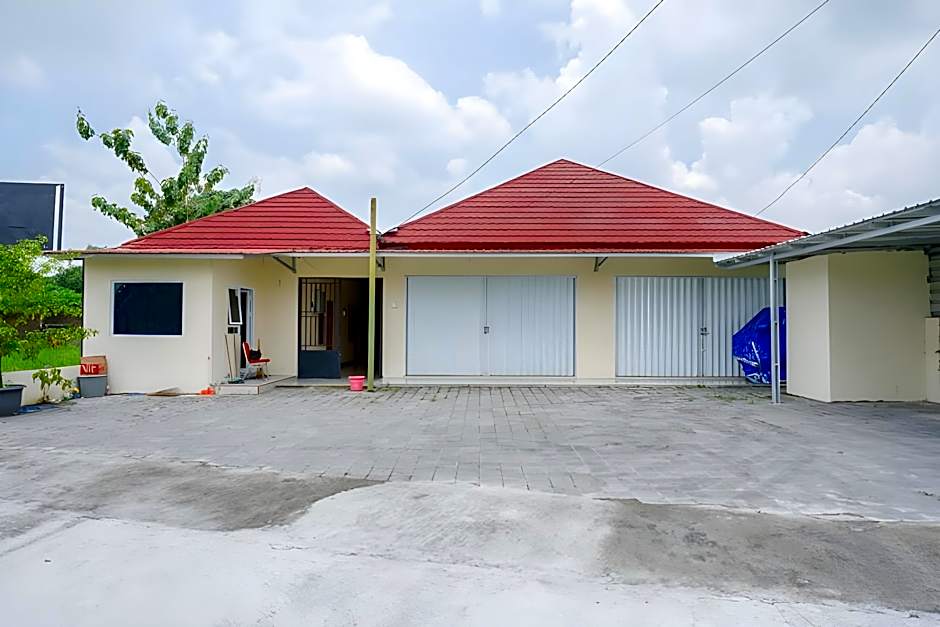 RedDoorz near Sleman City Hall 3 – Yogyakarta, MN