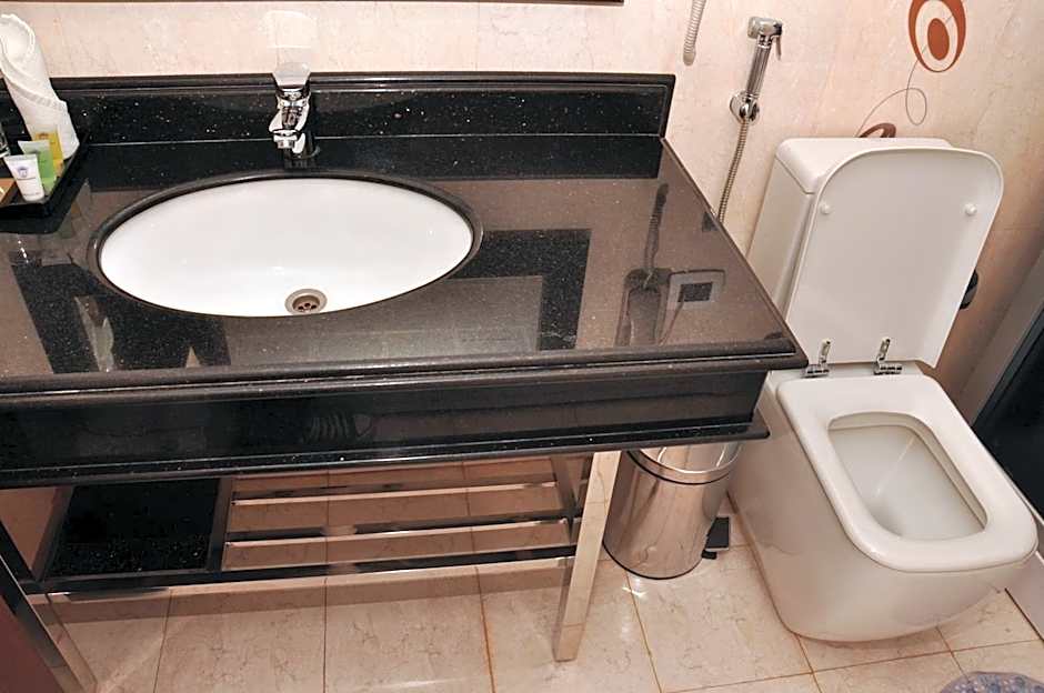 Friendship International Hotel