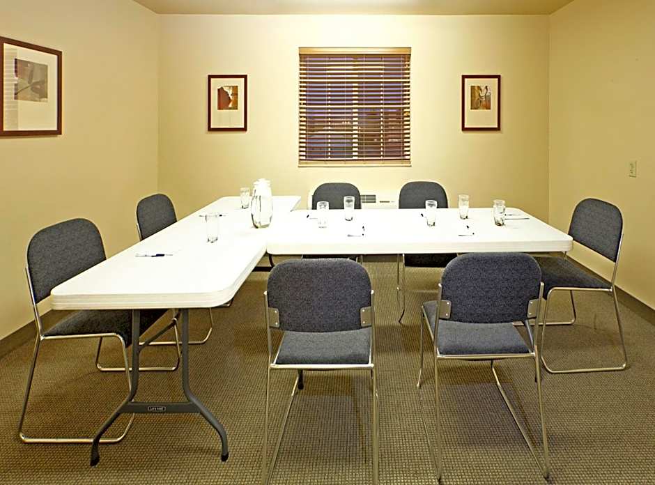 Candlewood Suites Fayetteville By IHG