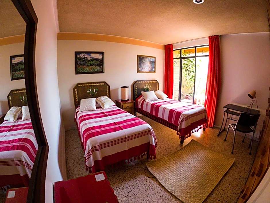 Casa de las Palmas Guest House