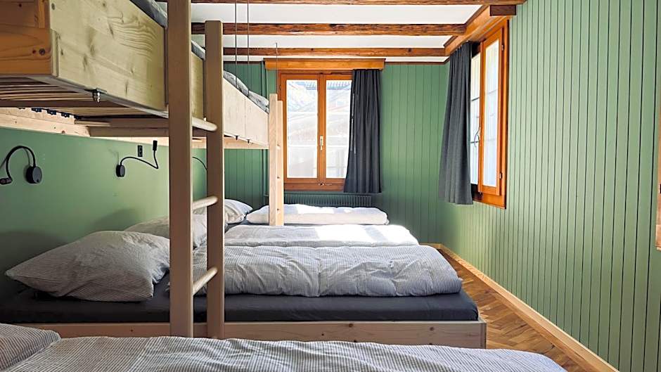 Hotel Alpina Einhorn - Self-Check-In