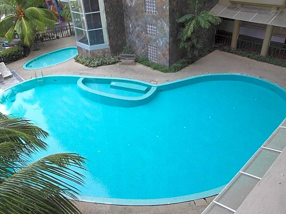 Kuah Town Service Suite Apartment @ Century Suria