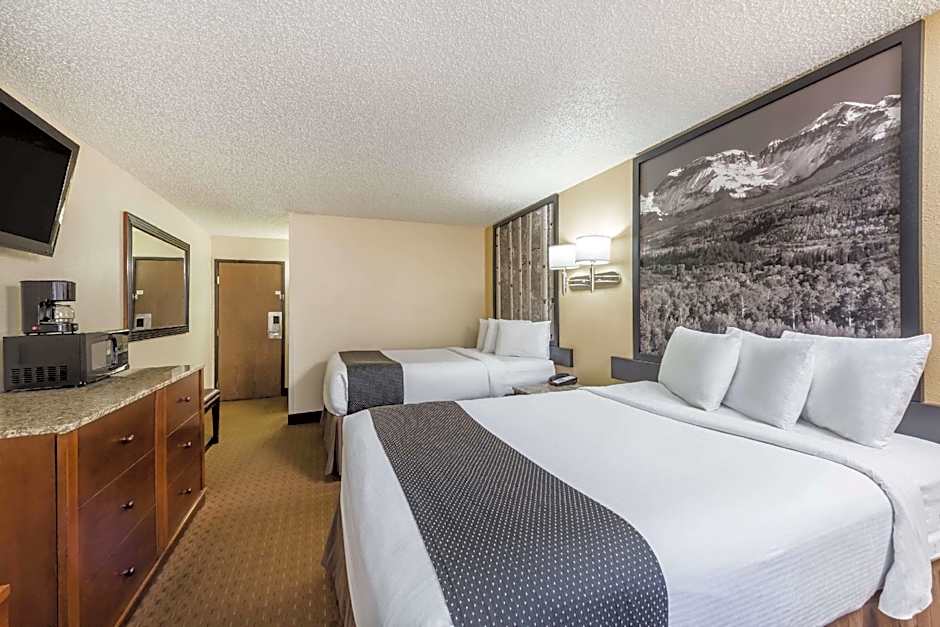 Super 8 by Wyndham Canon City