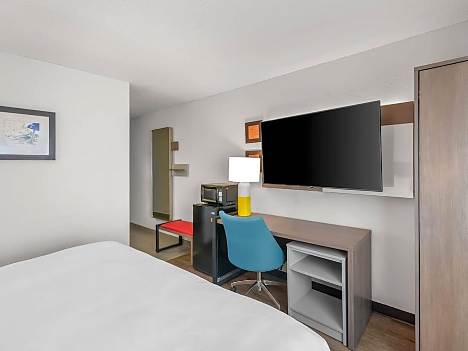 Comfort Inn & Suites Bellevue