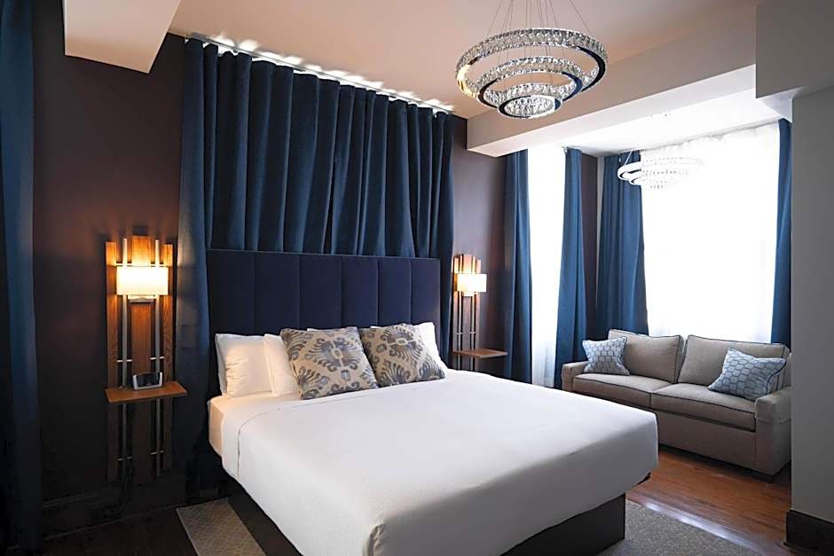 The Esquire Hotel Downtown Gastonia, an Ascend Collection Hotel