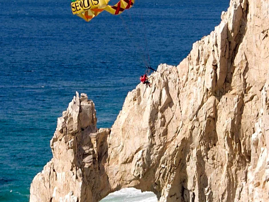 Club Cascadas De Baja