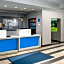 Holiday Inn Express Saugus Logan Airport