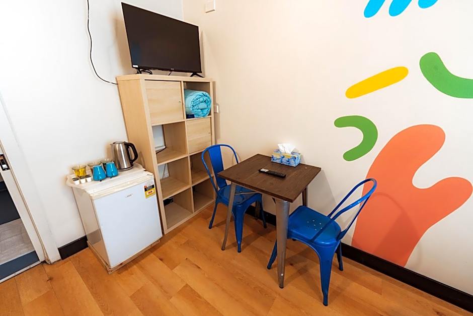 Flinders Backpackers