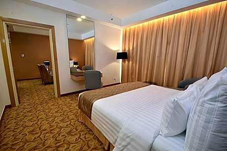 One Bedroom Suite King