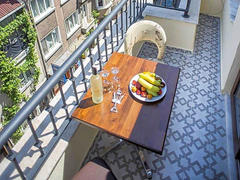 Taksim Nacre Residence