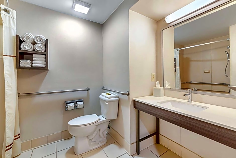 Best Western Plus Kendall Hotel & Suites