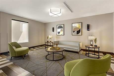 Best Western Green Oaks Inn & Suites