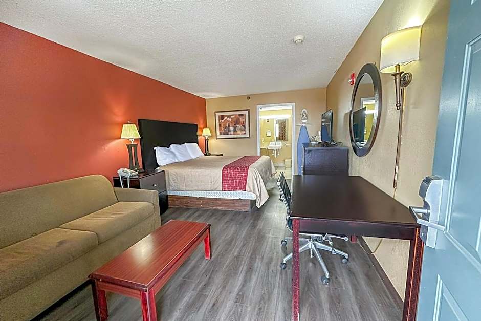Garden Inn & Suites
